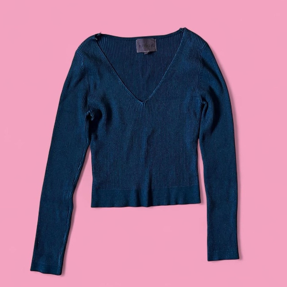Dark Blue Ribbed V-Neck Sweater - Picture 4 of 4